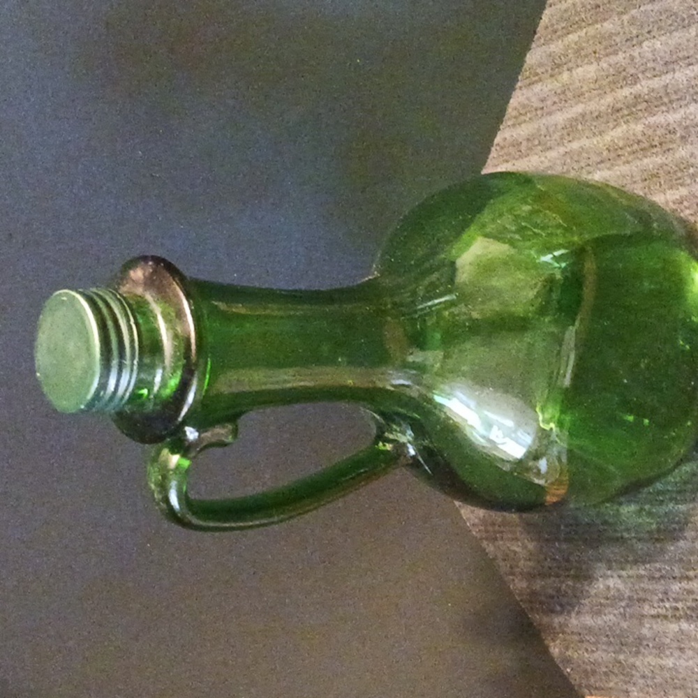 e - Picture 2 of 4